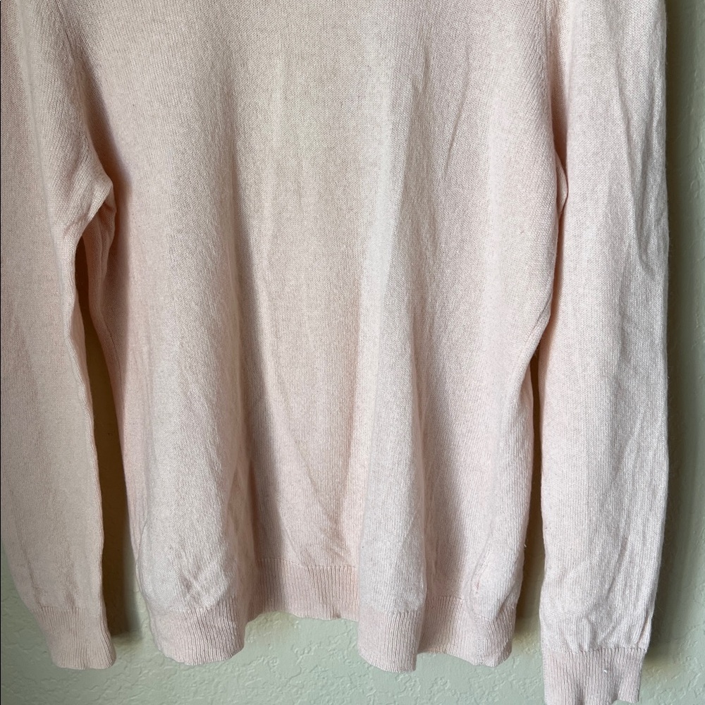 Light pink cashmere sweater - Picture 3 of 9